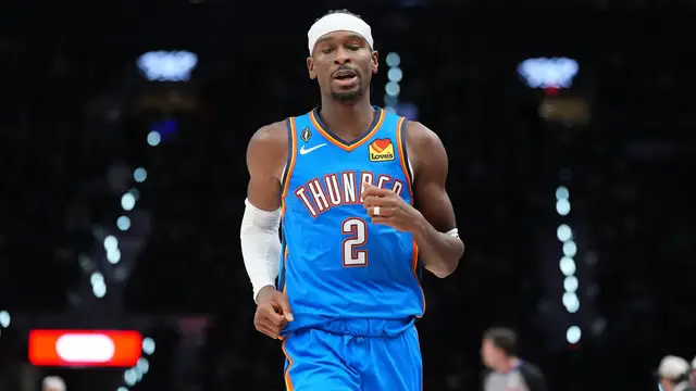 Video thumbnail for Thunder Shine as Spurs' Bench Issues Fuel Trade Talk