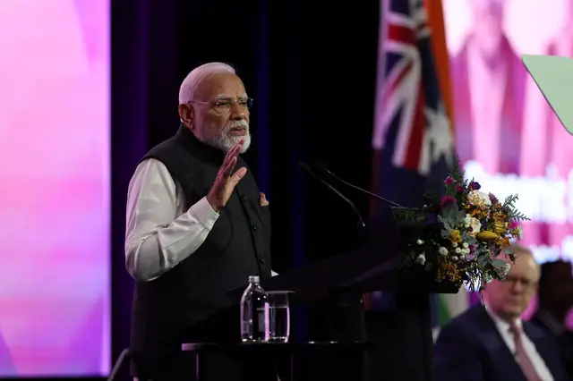 Video thumbnail for Why doesn't Indian PM Modi hold unscripted press conferences?