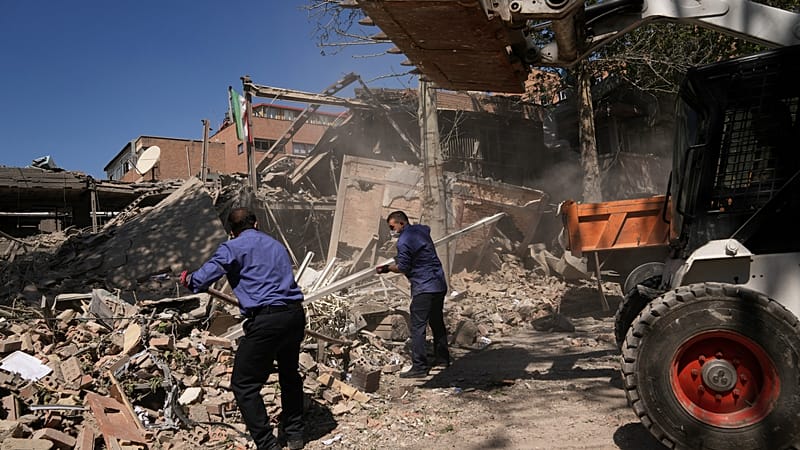 Video thumbnail for Middle East War: Iran and US receive temporary truce proposal