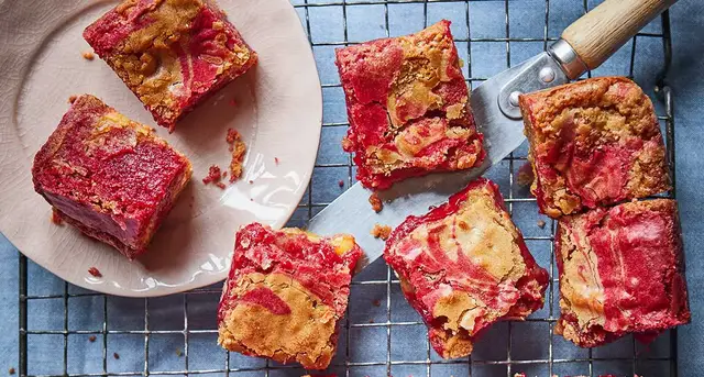 Video thumbnail for Battenberg blondies