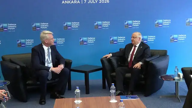 Video thumbnail for Türkiye: Türkiye's defense minister meets BAE Systems chief ahead of NATO summit.