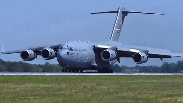 'Video thumbnail for C-17 Globemaster III (USAF)'