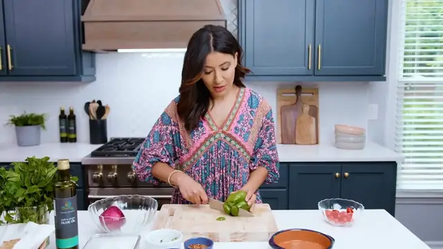 'Video thumbnail for Party Appetizer Baked Feta Cheese Dip _ The Mediterranean Dish(720P_HD)'