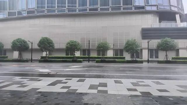 Video thumbnail for China: Shanghai Tower’s mass damper swings to stabilize skyscraper in typhoon.
