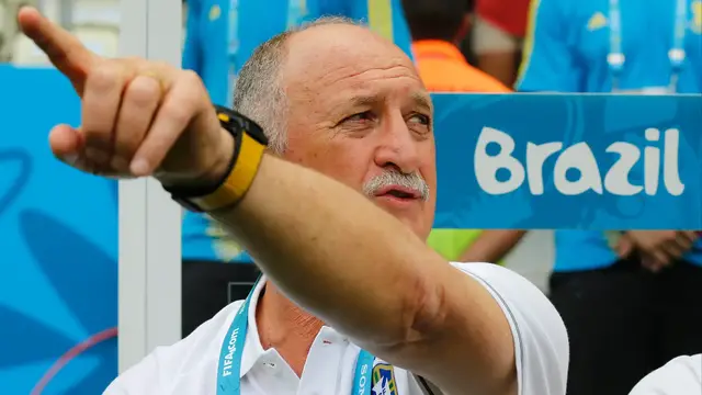 Video thumbnail for Brazil's Rollercoaster Football Journey Under Scolari