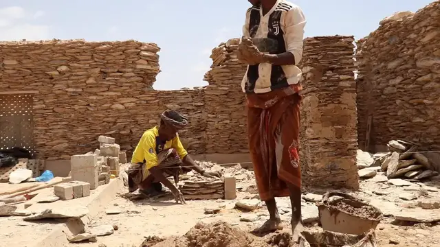 Video thumbnail for Yemen: Yemen's Hadhramaut Valley preserves centuries-old limestone architecture.