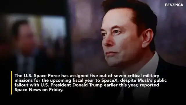 'Video thumbnail for SpaceX Beats Jeff Bezos In Space Race, Secures $714 Million Pentagon Contract'