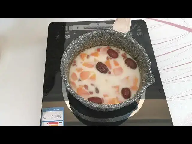 Video thumbnail for Papaya Milk Soup Recipe