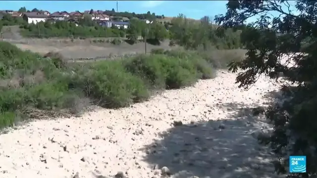 Video thumbnail for French rivers dry up amid prolonged heatwaves