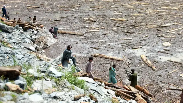 'Video thumbnail for Devastating floods in Pakistan kill at least 270 people'