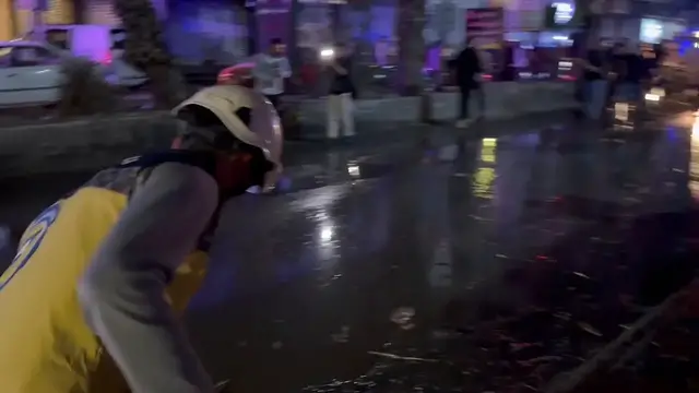 Video thumbnail for Syria: Two killed, 13 injured in passenger bus explosion in Jaramana, suburb of Damascus: SANA.