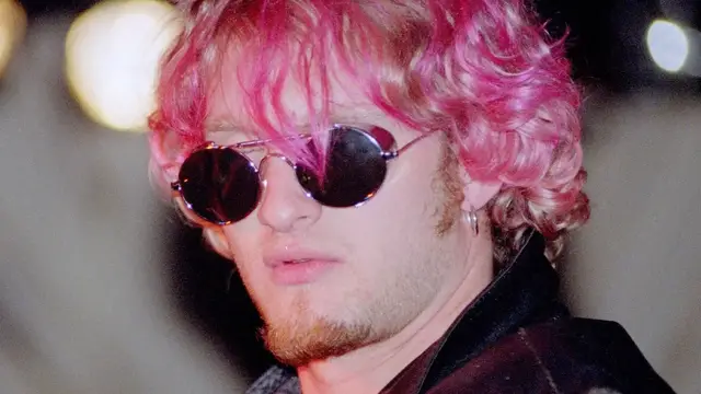 Video thumbnail for Details You Didn't Know About Layne Staley