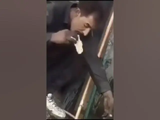 Video thumbnail for جب جب آپکو زندگی میں کبھی تنگی کا سامنا ہو تو کسی انجان انسان کی مدد کریں.🖤