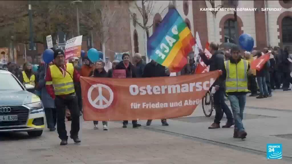 Video thumbnail for Ramstein: Controversy in Germany over military base's role in Middle East war