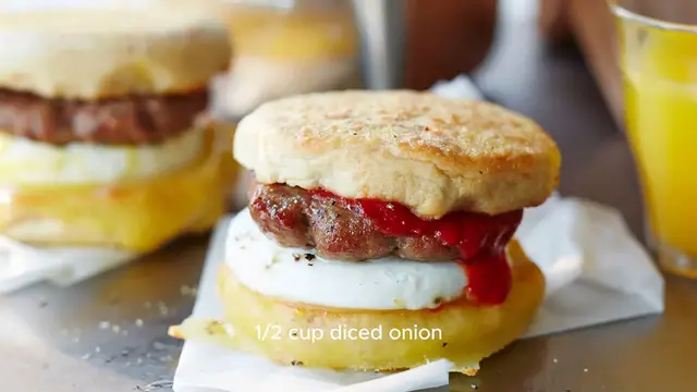 Video thumbnail for Sausage Breakfast Muffins recipe