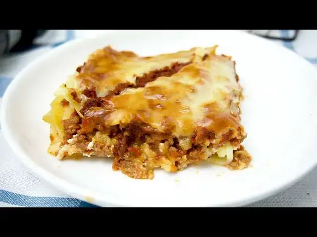 Video thumbnail for Easy Cheesy Lasagna | Easier Eats