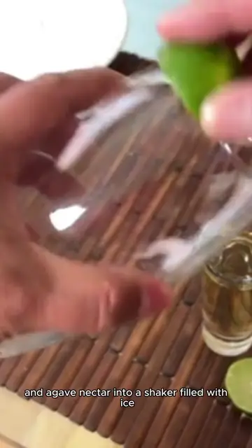 Video thumbnail for Skinny margarita cocktail recipe