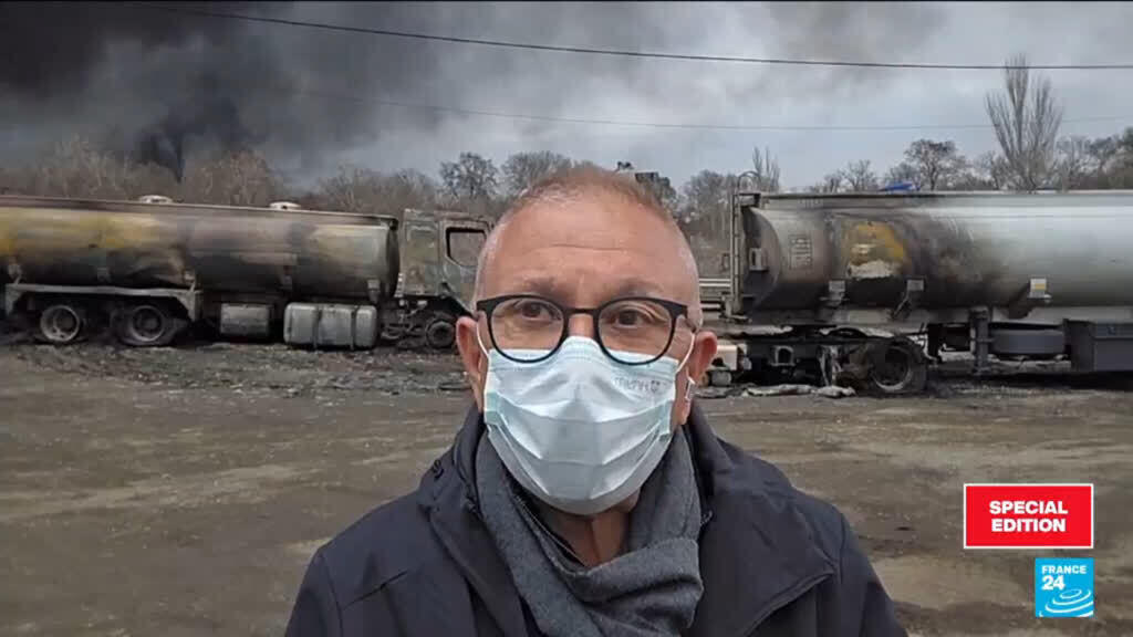 Video thumbnail for Attacks spark huge fires in Tehran