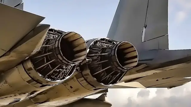 Video thumbnail for F-15C Eagles Join F-22 Raptors In Exercise Sentry Aloha