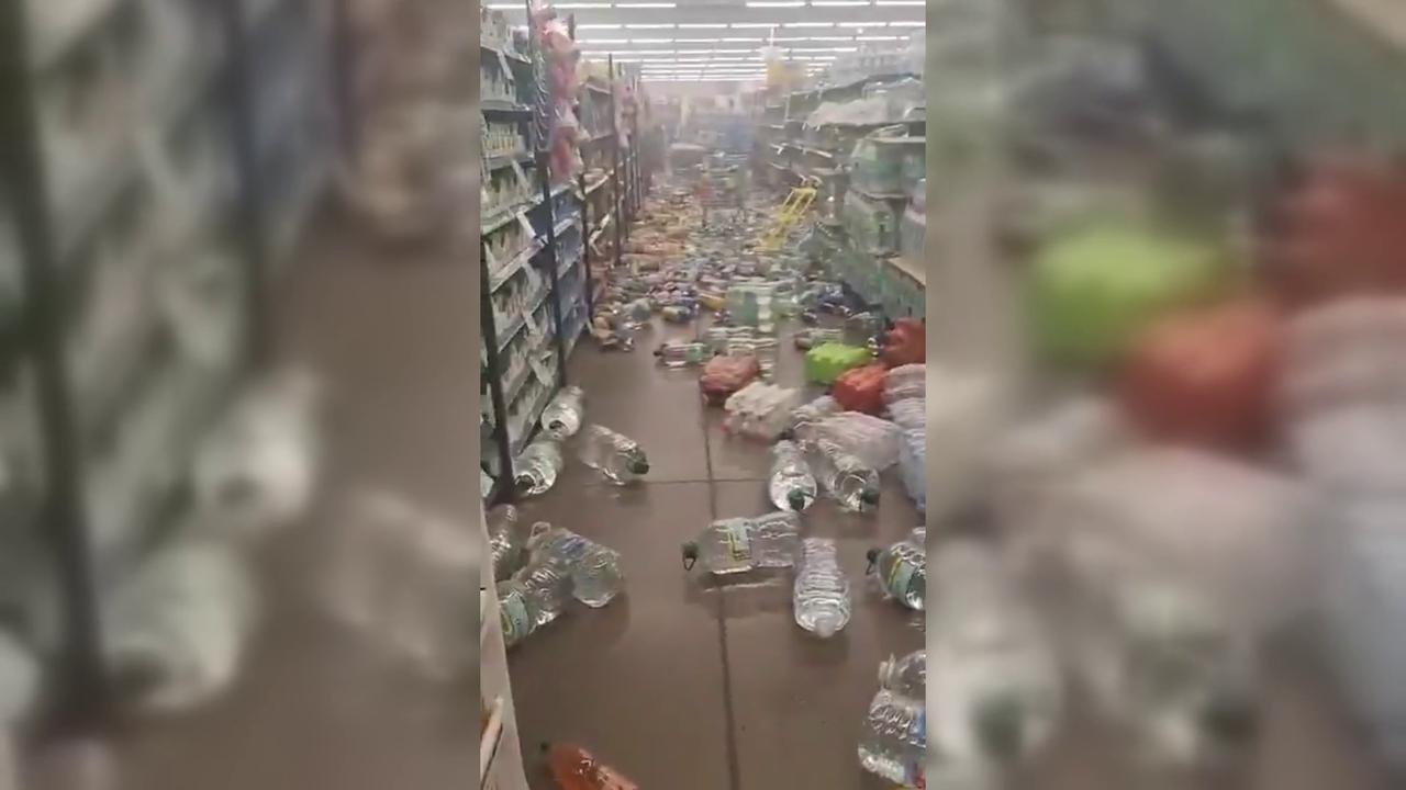 Video thumbnail for Chile: Strong Earthquake Shakes Northern Chile.