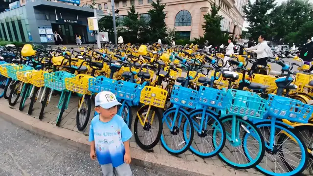 Video thumbnail for China: Shared-bikes.