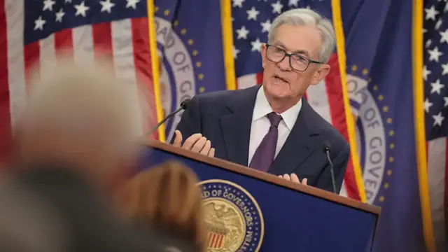 'Video thumbnail for Jerome Powell: Gen Z and minorities are "having a hard time finding jobs"'