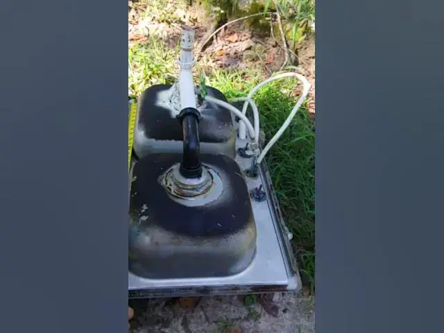 Video thumbnail for Mistake In Measuring Kitchen Countertop #Shorts