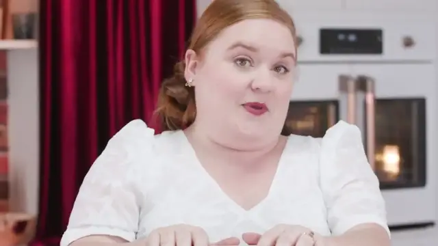 'Video thumbnail for How to Make The Real Red Velvet Cake with NO Food Coloring _ Smart Cookie _ Allrecipes.com(720P_HD)'