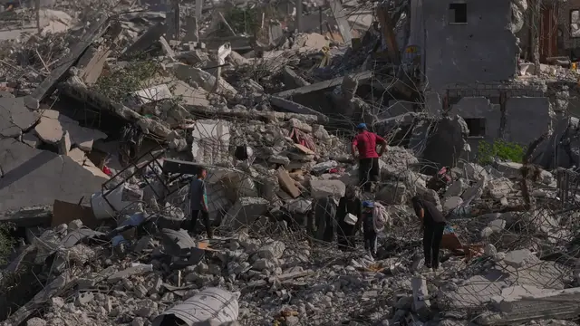 'Video thumbnail for Gaza City in ruins as Palestinians return to find only rubble'