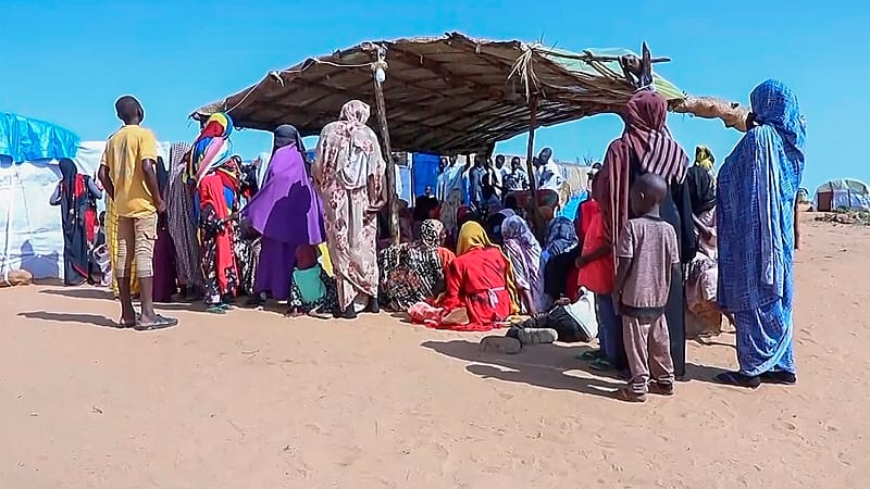 Video thumbnail for Refugee crisis fuels measles and meningitis outbreaks in eastern Chad
