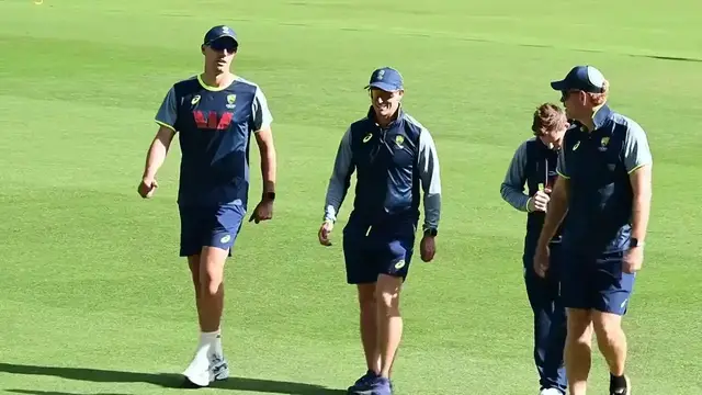 Video thumbnail for Australia wait on Cummins' fitness ahead of the crucial Gabba Test