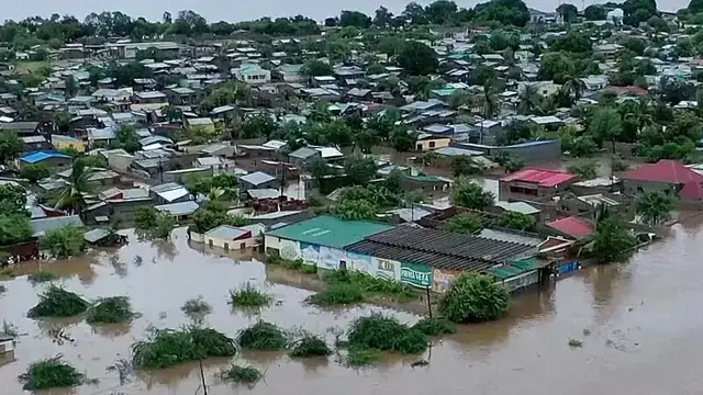 Video thumbnail for Dozens of people killed in torrential rains and floods across southern Africa