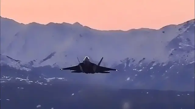 Video thumbnail for Morning Launch In Alaska • U.S. Air Force At JBER