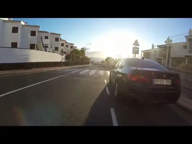 Video thumbnail for Cars on street