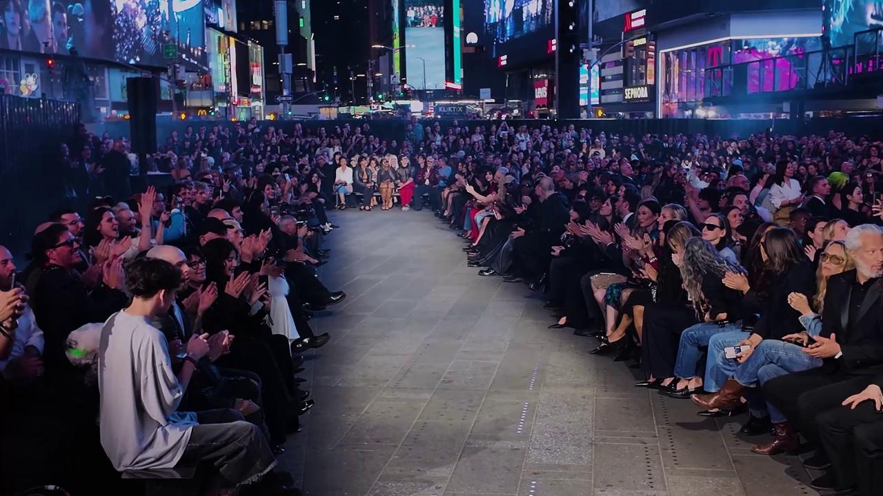 Video thumbnail for NY: GucciCore Fashion Show.