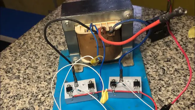 Video thumbnail for Simple Astable inverter, square wave with feedback, no ic astable multivibrator