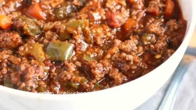 Video thumbnail for No-Bean Chili With Ground Beef