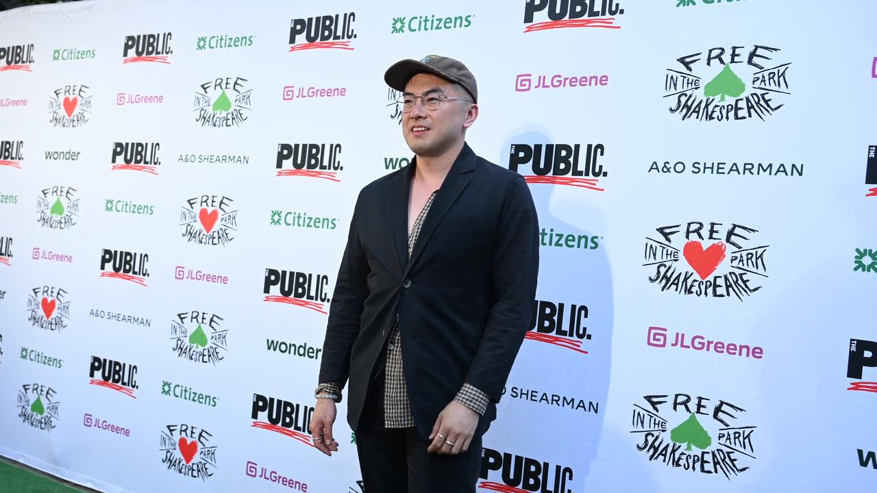 Video thumbnail for "NY: Opening Night of Free Shakespeare in the Park's "Romeo And Juliet" - Arrivals".