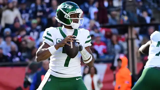 Video thumbnail for Dolphins vs. Jets Odds, Picks and Best Player Props