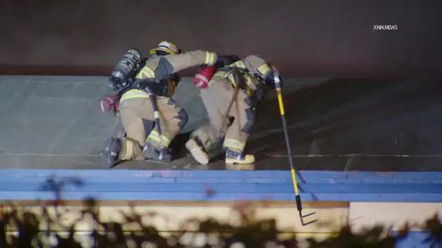 Video thumbnail for US, Los Angeles: Valinda Fire Breaks Out at Abandoned School.