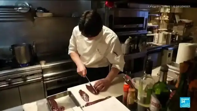 Video thumbnail for In Japan, bears have gone from dangerous to delicious