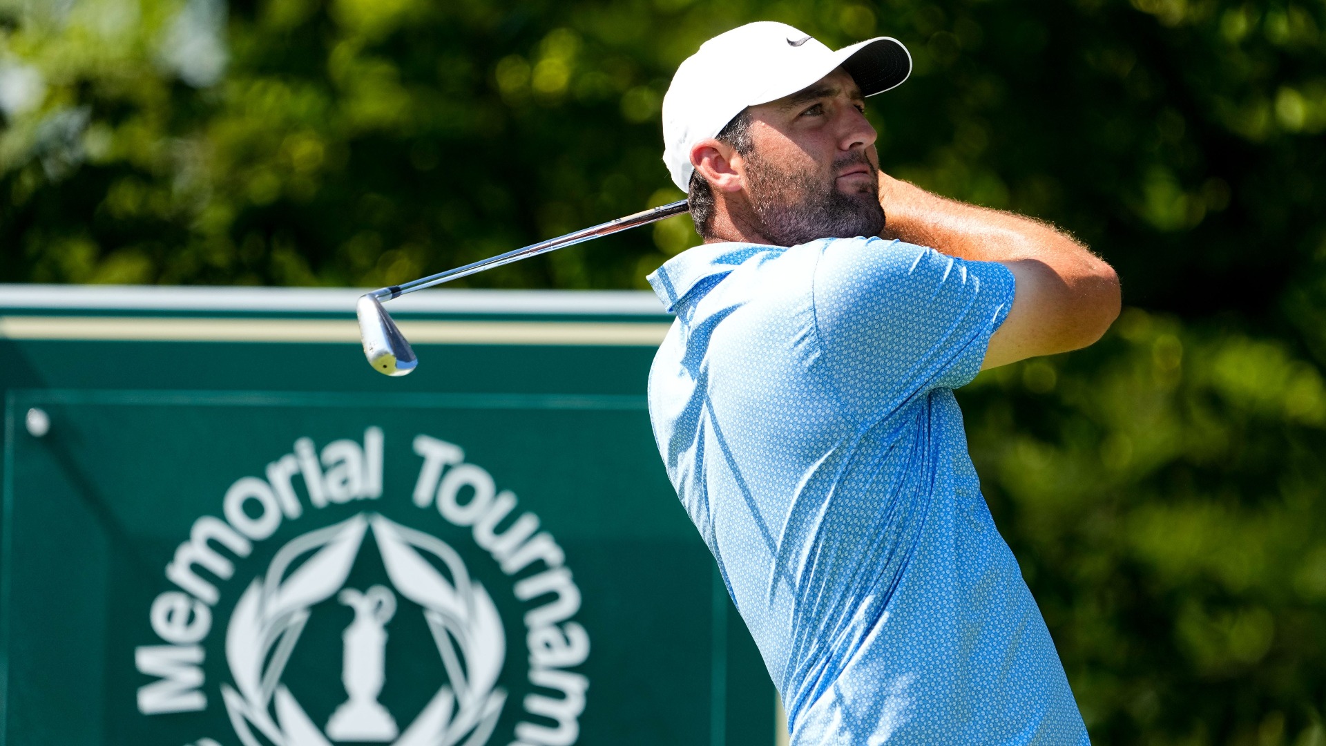 Video thumbnail for Analyzing Scottie's Golf Swing: Issues & Observations