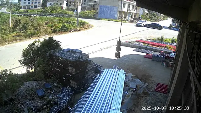 Video thumbnail for White SUV Spins Into Embankment Hole After Crash in Hunan