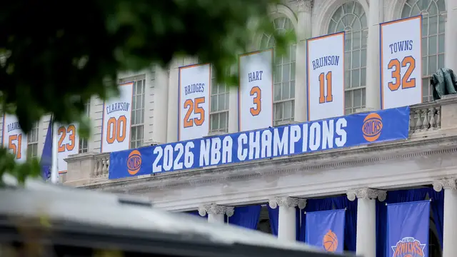 Video thumbnail for Knicks' NBA Title Win: A Celebration of New York Spirit
