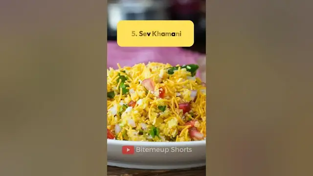 Video thumbnail for 10 Street Foods you must try out in Ahemdabad #shorts #streetfood