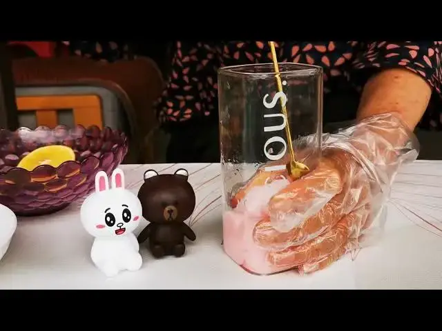 Video thumbnail for Summer Drink Ideas