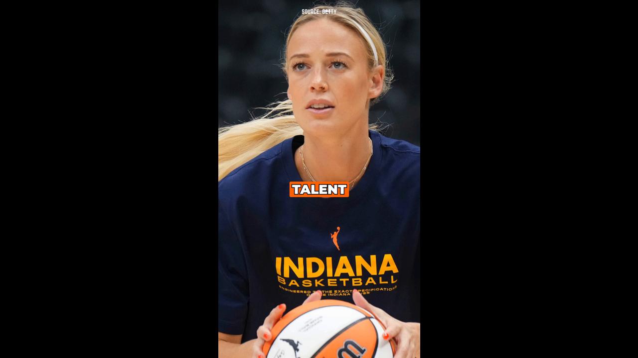 Video thumbnail for Sophie Cunningham Signs With 3 Arts Sports