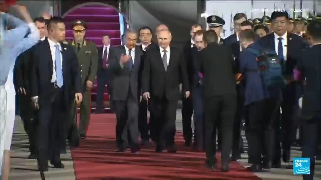 Video thumbnail for Putin lands in China for trip that aims to show unshakeable ties after Trump pomp