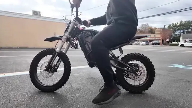 Video thumbnail for Police crack down on illegal e-bike use, but underage riders still getting hurt