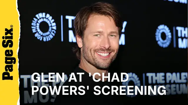 Video thumbnail for Glen Powell flashes a smile at PaleyLive's 'Chad Powers' Season 2 screening